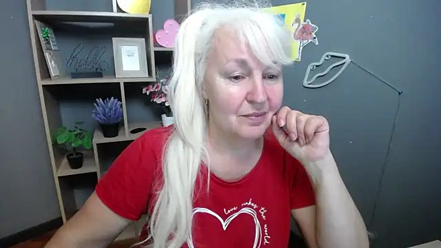 BlondyLeeBest online show from 05/12/26, 06:27