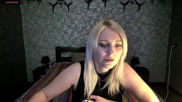 annagreeneyess online show from 04/15/26, 12:34