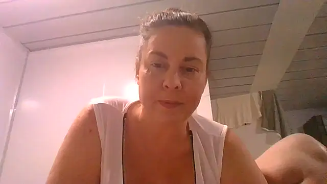 fulloferotic online show from 05/02/26, 10:37