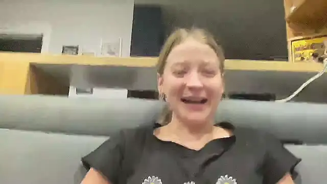 CharmingSarah online show from 12/09/24, 05:30