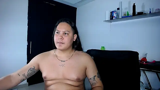 Snapshot of junaiker_roa chatting on 11/01/25, 01:18 junaiker roa online show from 11/01/25, 01:18