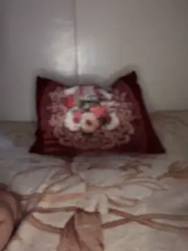 Snapshot of Amber-Queen chatting on 01/12/25, 12:33 Amber-Queen online show from 01/12/25, 12:33