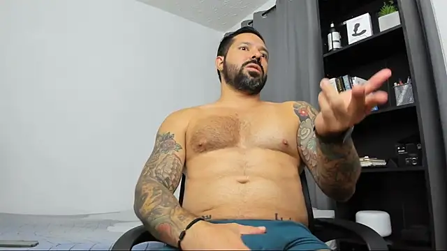 Pierre Vidal online show from 03/11/25, 01:37