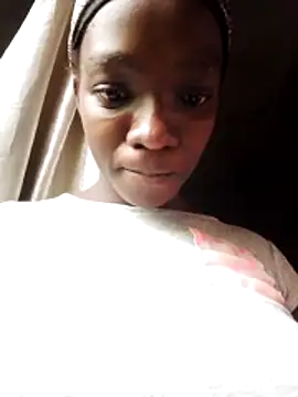 Snapshot of shape30 chatting on 02/21/26, 05:30 shape30 online show from 02/21/26, 05:30