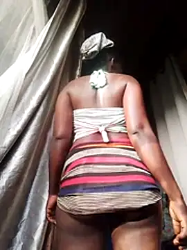 Snapshot of shape30 chatting on 04/04/26, 05:27 shape30 online show from 04/04/26, 05:27