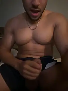 Snapshot of pimentfort77 chatting on 11/17/25, 10:04 pimentfort77 online show from 11/17/25, 10:04