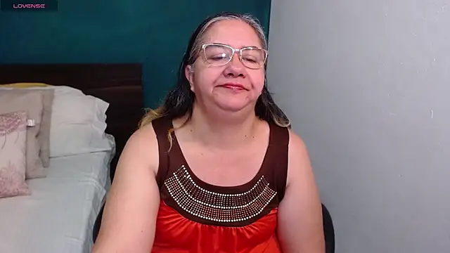 Snapshot of scaelettdubois chatting on 12/21/25, 09:05 scaelettdubois online show from 12/21/25, 09:05