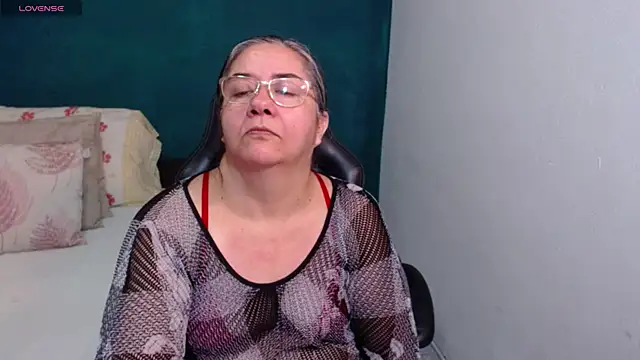 Snapshot of scaelettdubois chatting on 03/30/26, 12:55 scaelettdubois online show from 03/30/26, 12:55