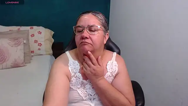 scaelettdubois online show from 04/30/26, 02:18