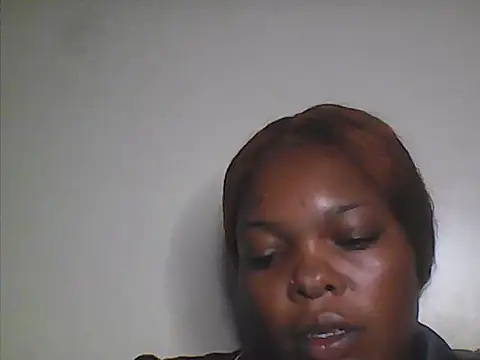 Snapshot of Naughty_Laurah chatting on 11/29/25, 12:19 Naughty Laurah online show from 11/29/25, 12:19