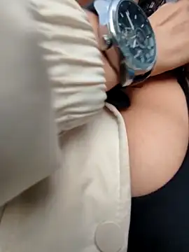 Snapshot of sexymarilyncolombia chatting on 10/17/25, 11:46 sexymarilyncolombia online show from 10/17/25, 11:46