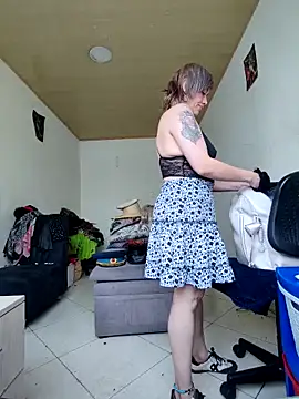 sexymarilyncolombia online show from 04/25/26, 01:41