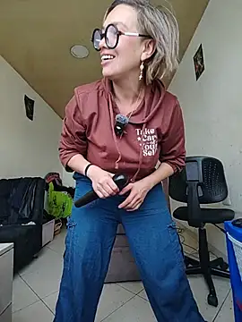 sexymarilyncolombia online show from 06/24/26, 01:10