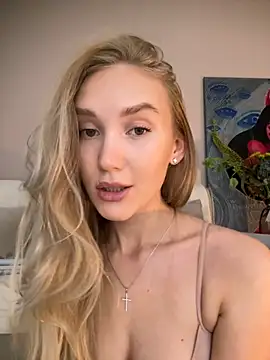 MariaTull online show from 10/15/25, 02:06