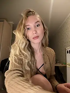 Snapshot of MariaTull chatting on 03/01/26, 08:11 MariaTull online show from 03/01/26, 08:11