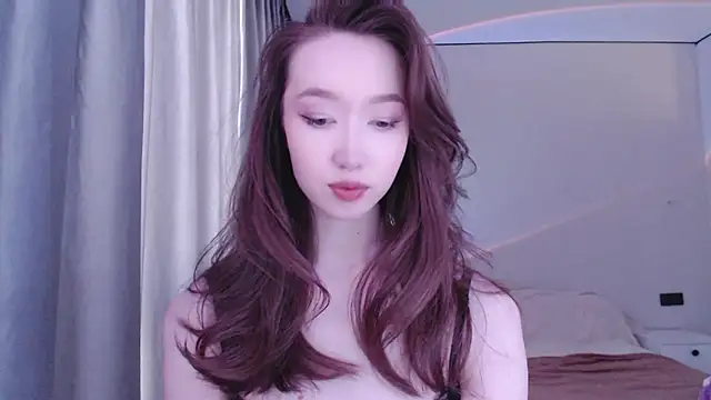 Snapshot of _luna_022 chatting on 12/26/24, 10:16 luna 022 online show from 12/26/24, 10:16