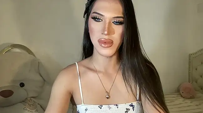 Ts glamxxxx online show from 02/22/25, 02:50