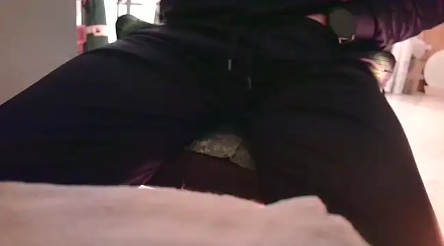 Snapshot of thebigshow_cp2022 chatting on 01/17/25, 09:28 thebigshow cp2022 online show from 01/17/25, 09:28