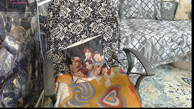 Snapshot of sexyrihana1 chatting on 09/12/25, 06:46 sexyrihana1 online show from 09/12/25, 06:46