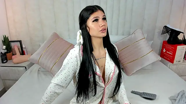 im anie online show from 03/13/25, 04:49