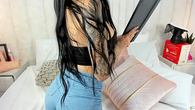 im anie online show from 03/14/25, 05:48