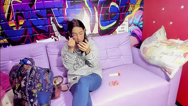 miacam-hot online show from 11/02/25, 12:18