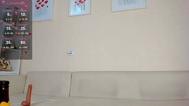 Snapshot of rosa_mariposa_ chatting on 01/18/25, 04:53 rosa mariposa online show from 01/18/25, 04:53