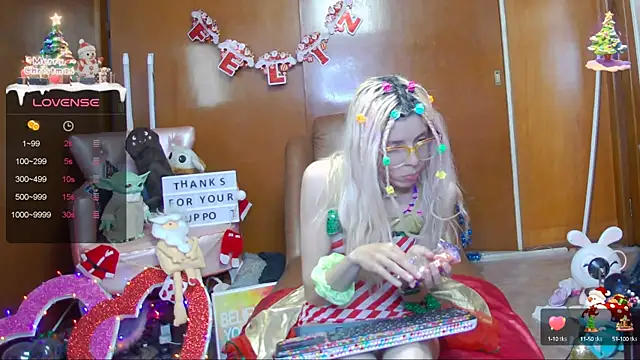 Skinygirl online show from 12/12/24, 11:03