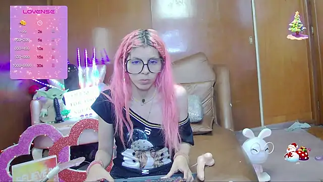 Skinygirl online show from 09/12/25, 12:00