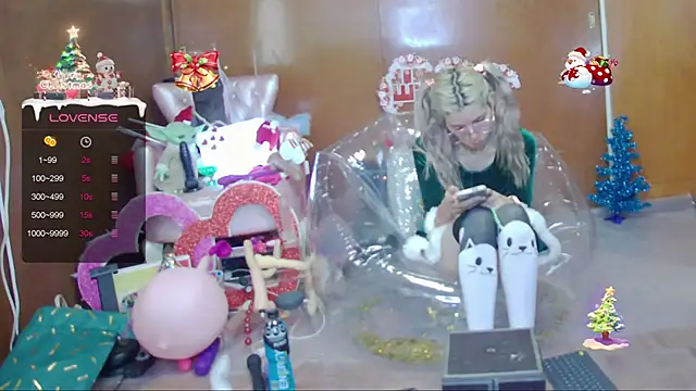 Skinygirl online show from 12/17/25, 09:21