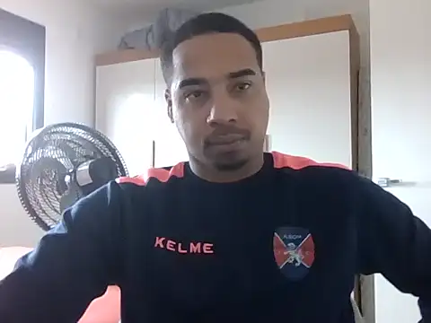 Juninho10c online show from 11/03/25, 04:30