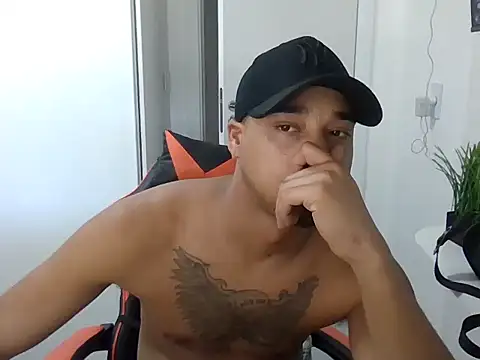 Juninho10c online show from 11/15/25, 04:03