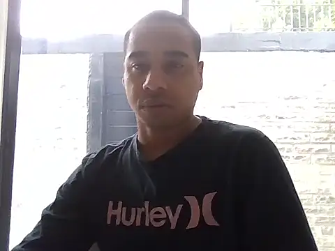 Juninho10c online show from 11/23/25, 10:59