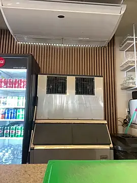 Juninho10c online show from 12/18/25, 08:26