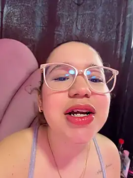 Snapshot of Lucyklein2022 chatting on 07/28/26, 03:21 Lucyklein2022 online show from 07/28/26, 03:21