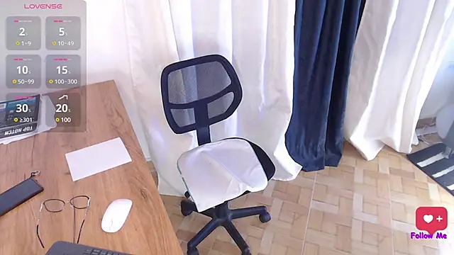 Snapshot of gracehill_ chatting on 01/15/25, 08:41 gracehill  online show from 01/15/25, 08:41