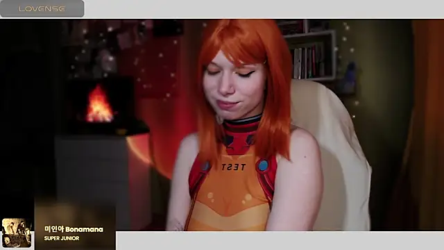 Snapshot of freya_sunny chatting on 03/03/25, 08:27 freya sunny online show from 03/03/25, 08:27