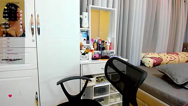 FuckDollNicky online show from 12/10/24, 05:39