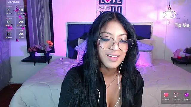 vaness weet online show from 03/06/25, 08:37