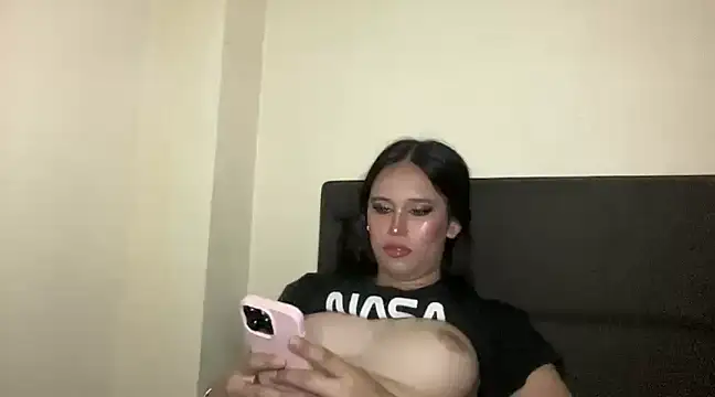 Snapshot of MeganTheRarest chatting on 03/16/25, 07:15 MeganTheRarest online show from 03/16/25, 07:15