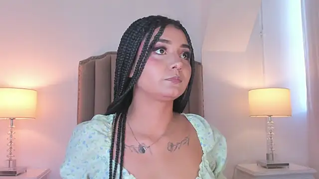 Emma Torres   online show from 06/27/26, 12:22