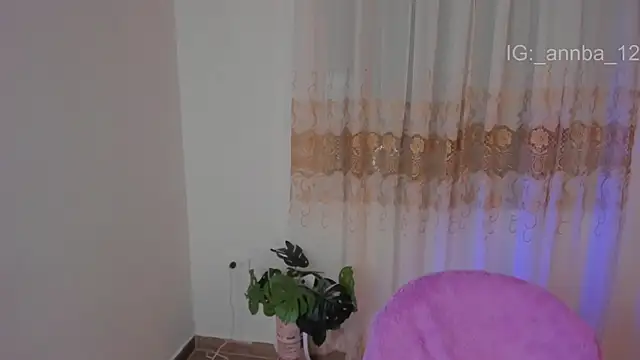 annie barozzi online show from 06/18/26, 02:43