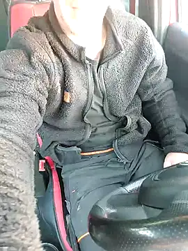 Snapshot of Xcoquinx chatting on 02/04/25, 03:57 Xcoquinx online show from 02/04/25, 03:57