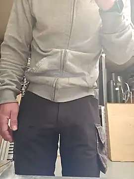 Snapshot of Xcoquinx chatting on 10/07/25, 08:33 Xcoquinx online show from 10/07/25, 08:33