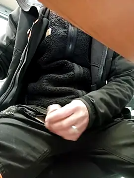 Snapshot of Xcoquinx chatting on 03/27/26, 12:27 Xcoquinx online show from 03/27/26, 12:27