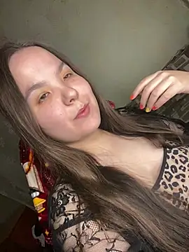 Snapshot of Var_Kiss chatting on 02/14/26, 02:36 Var Kiss online show from 02/14/26, 02:36