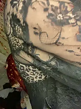 Snapshot of Var_Kiss chatting on 03/04/26, 02:34 Var Kiss online show from 03/04/26, 02:34