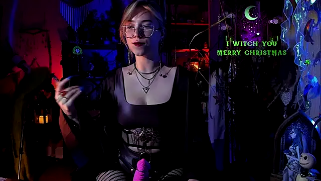 Snapshot of Scarlett_Wanner chatting on 12/29/24, 10:36 Scarlett Wanner online show from 12/29/24, 10:36