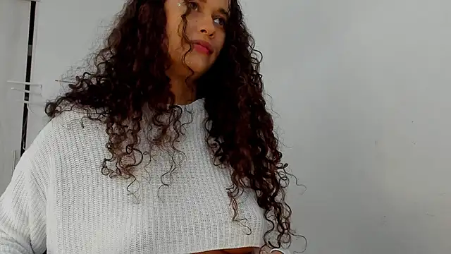 Snapshot of katrhin_66 chatting on 02/06/26, 04:10 katrhin 66 online show from 02/06/26, 04:10