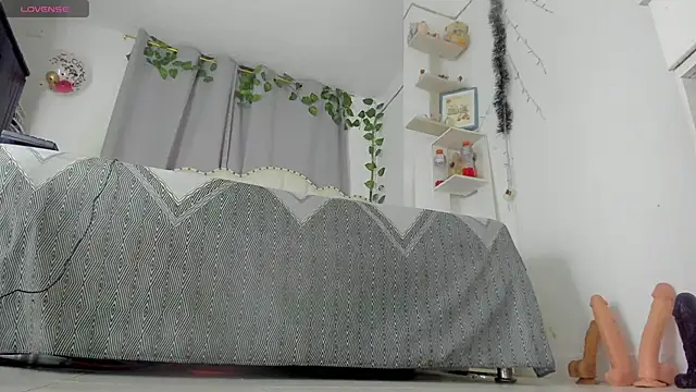 khalyn jenner online show from 02/24/25, 10:58